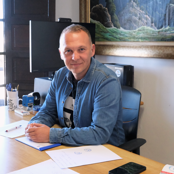 turismo@angry-nash.82-223-17-43.plesk.page