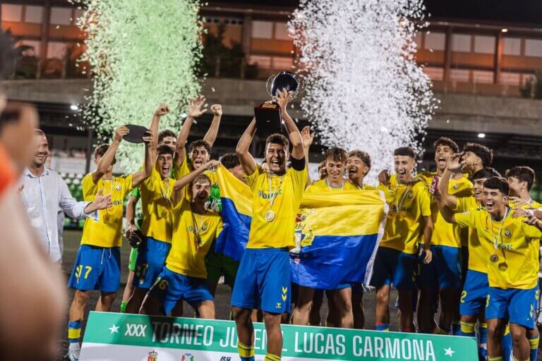 La XXX Edición del Torneo Juvenil Lucas Carmona celebra a las jóvenes promesas del fútbol canario